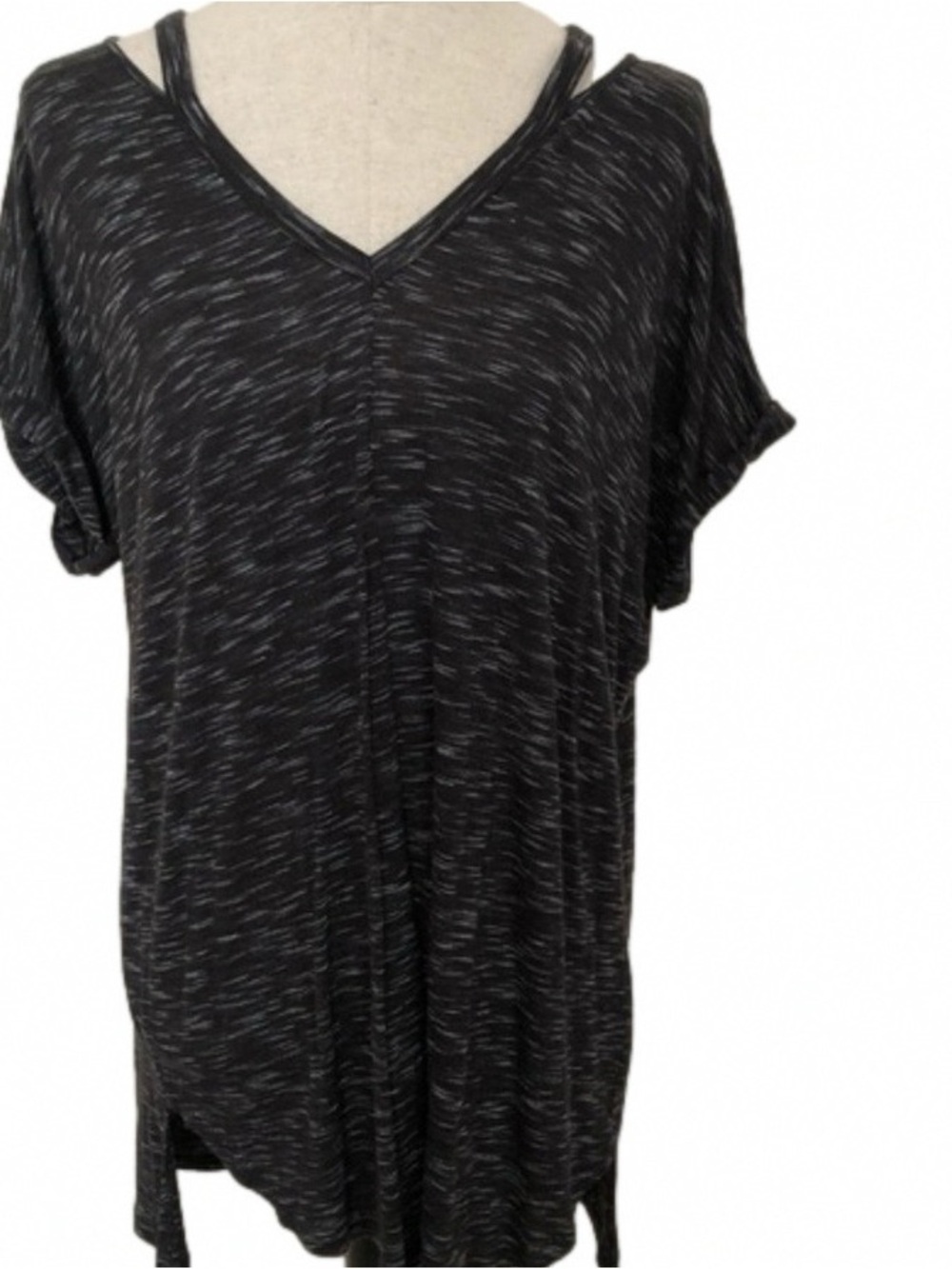 Women's V-Neck Short Sleeve Black Space-Dye Tee